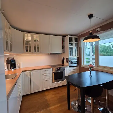 Feriehus Cozy House 10 Min From Dyrepark And The Center *