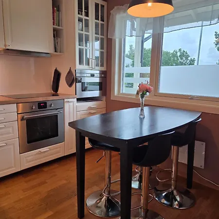 Feriehus Cozy House 10 Min From Dyrepark And The Center Kristiansand